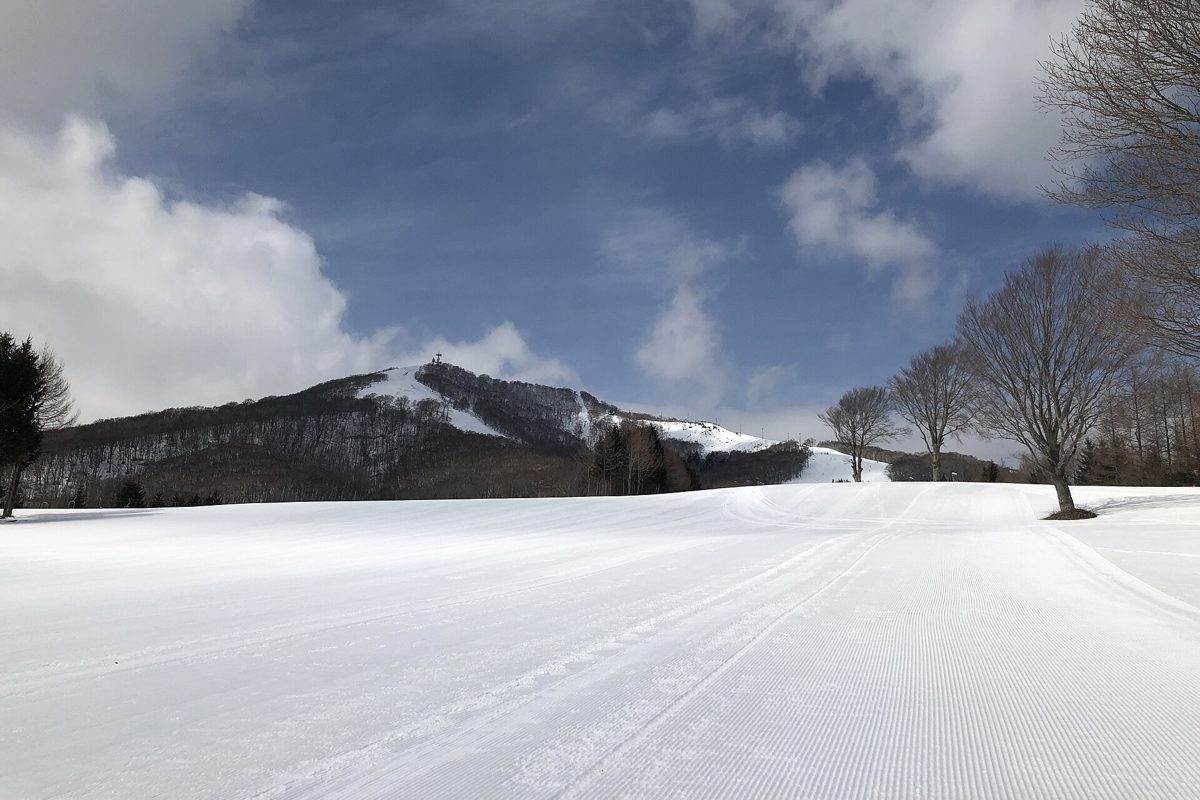 The Amihari Onsen ski area on the flank of Mount Iwate